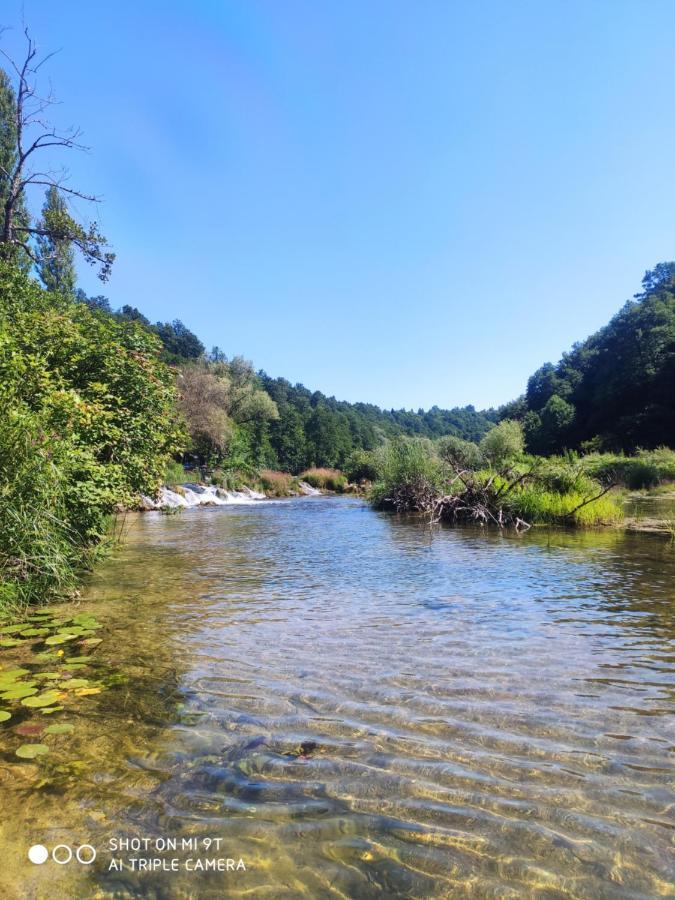 Smaragd River Near Rastoke & Plitvice Lakes Slunj Exterior foto