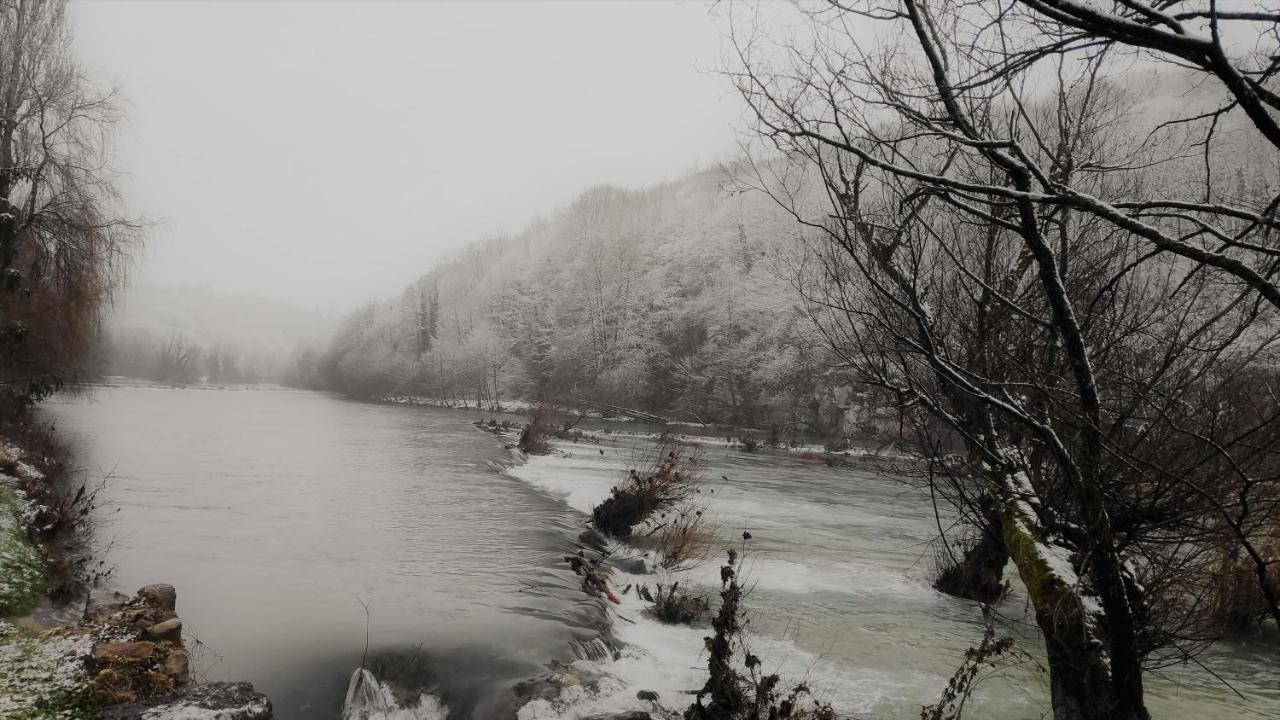 Smaragd River Near Rastoke & Plitvice Lakes Slunj Exterior foto