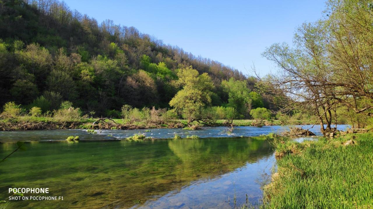 Smaragd River Near Rastoke & Plitvice Lakes Slunj Exterior foto